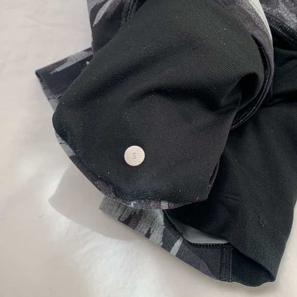 Lululemon shorts - Picture 2 of 3